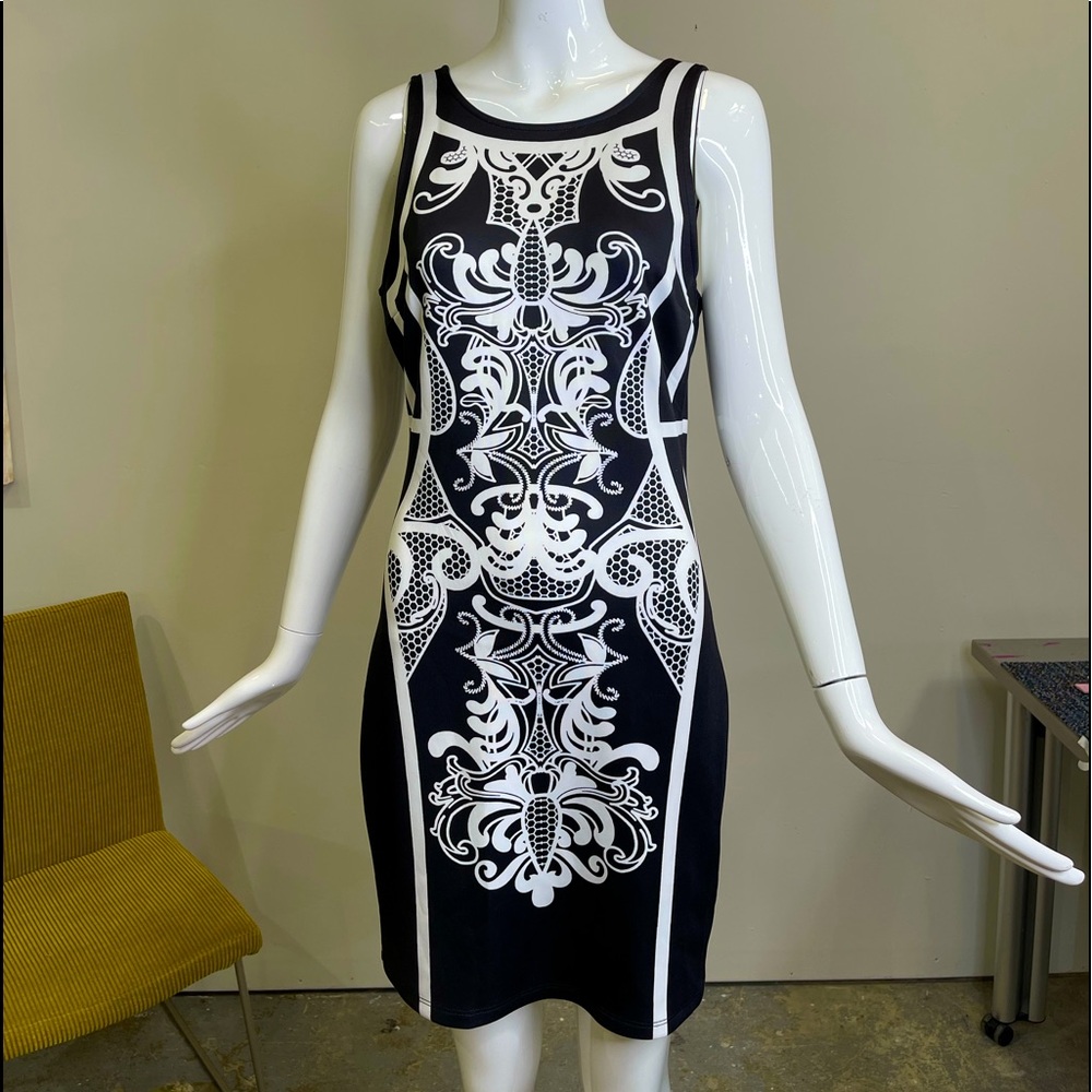 Black & White " Jealous Tomato's cool Dress - Picture 1 of 15